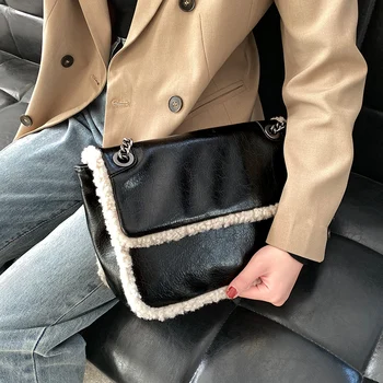 Jahňacie kožušiny taška ženy 2020 jesenné a zimné nové túlavých taška wild one-ramenný reťazca messenger bag taška cez rameno