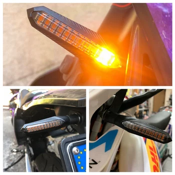 4 x Univerzálny LED smerovku na Motocykel Šípka Žltá Lampa Zadné Bliká Signál Brzdové Svetlá, Ukazovatele Pre Honda Motor 12V